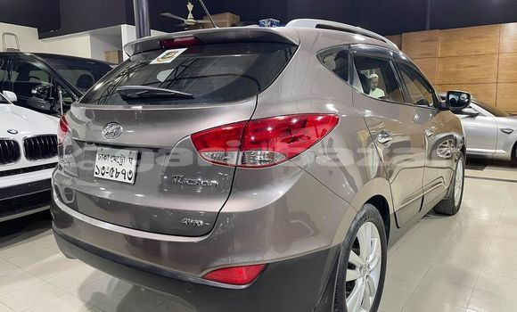 কেনা ব্যবহৃত Hyundai Tucson Grey গাড়ী মধ্যে ঢাকা মধ্যে Dhaka কেনা ব্যবহৃত Hyundai Tucson Grey গাড়ী মধ্যে ঢাকা মধ্যে Dhaka