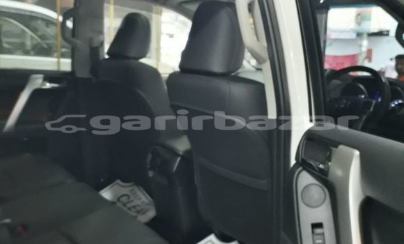 কেনা ব্যবহৃত Toyota Land Cruiser Prado White গাড়ী মধ্যে ঢাকা মধ্যে Dhaka কেনা ব্যবহৃত Toyota Land Cruiser Prado White গাড়ী মধ্যে ঢাকা মধ্যে Dhaka