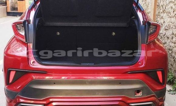 Buy Used 2017 Toyota CH-R in Dhaka, Dhaka Buy Used 2017 Toyota CH-R in Dhaka, Dhaka