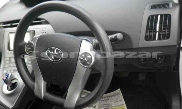 Buy Used 2014 Toyota Prius in Dhaka, Dhaka Buy Used 2014 Toyota Prius in Dhaka, Dhaka