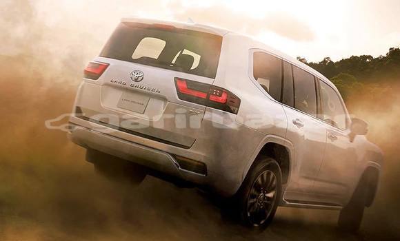 Buy New 2021 Toyota Land Cruiser in Dhaka, Dhaka
