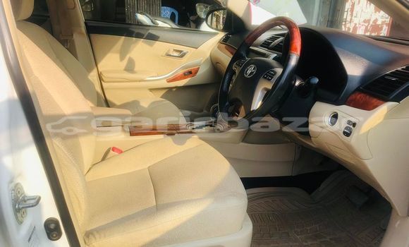 কিনুন ব্যবহৃত Toyota গাড়ী কিনুন ব্যবহৃত Toyota গাড়ী