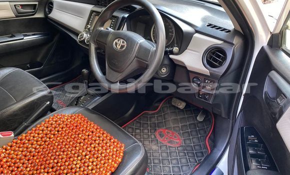 Buy Used 2012 Toyota Axio in Dhaka, Dhaka Buy Used 2012 Toyota Axio in Dhaka, Dhaka