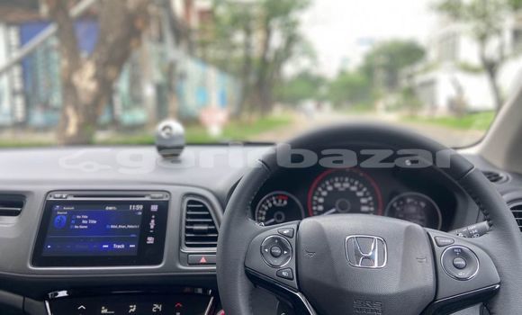 কেনা ব্যবহৃত Honda HR-V Red গাড়ী মধ্যে ঢাকা মধ্যে Dhaka কেনা ব্যবহৃত Honda HR-V Red গাড়ী মধ্যে ঢাকা মধ্যে Dhaka