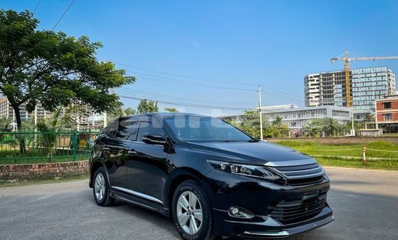 Buy Used 2014 Toyota Harrier in Dhaka, Dhaka Buy Used 2014 Toyota Harrier in Dhaka, Dhaka