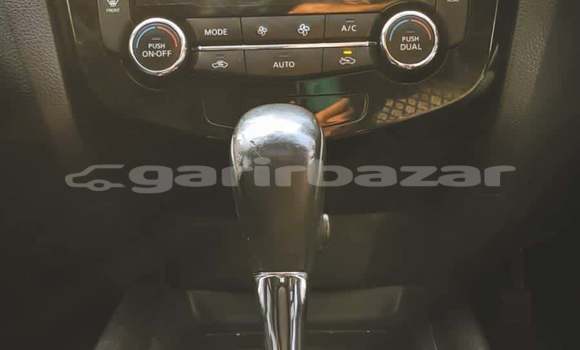 Buy Used 2016 Nissan X-Trail in Dhaka, Dhaka Buy Used 2016 Nissan X-Trail in Dhaka, Dhaka