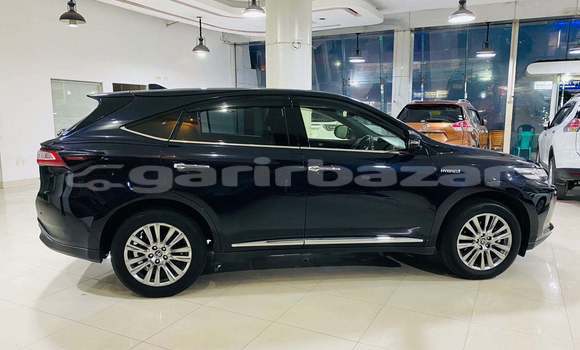 Buy Import 2019 Toyota Harrier in Dhaka, Dhaka Buy Import 2019 Toyota Harrier in Dhaka, Dhaka