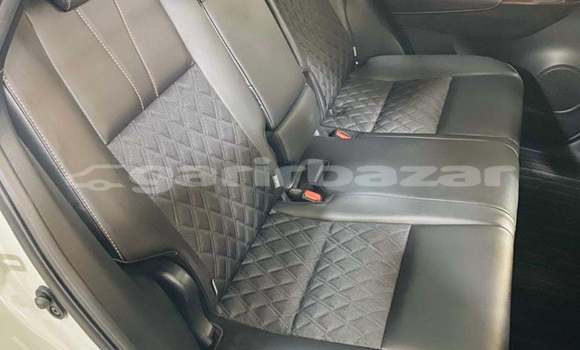 Buy Import 2016 Toyota Harrier in Dhaka, Dhaka Buy Import 2016 Toyota Harrier in Dhaka, Dhaka