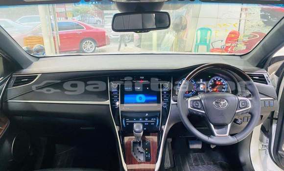 Buy Import 2016 Toyota Harrier in Dhaka, Dhaka Buy Import 2016 Toyota Harrier in Dhaka, Dhaka
