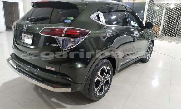 Buy Used 2014 Honda Vezel in Dhaka, Dhaka Buy Used 2014 Honda Vezel in Dhaka, Dhaka