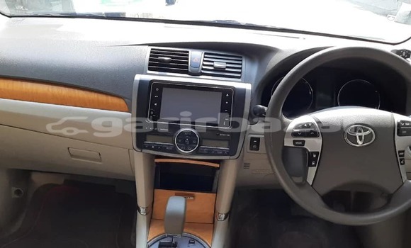 কিনুন ব্যবহৃত Toyota গাড়ী কিনুন ব্যবহৃত Toyota গাড়ী