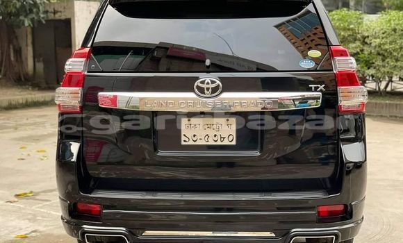 Buy Used 2010 Toyota Land Cruiser Prado in Dhaka, Dhaka Buy Used 2010 Toyota Land Cruiser Prado in Dhaka, Dhaka