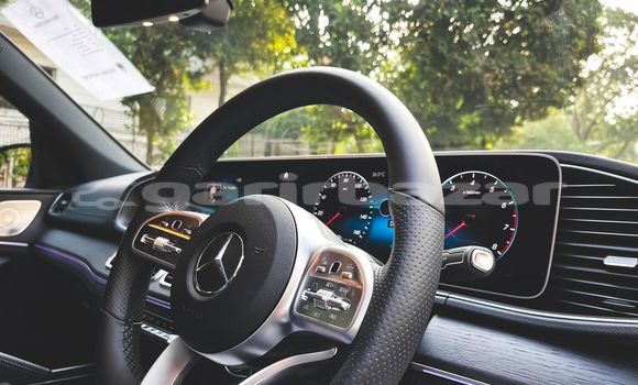 Buy Import 2021 Mercedes-Benz GLE in Dhaka, Dhaka Buy Import 2021 Mercedes-Benz GLE in Dhaka, Dhaka