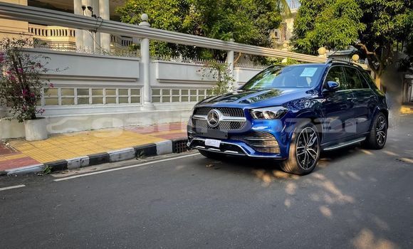 Buy Import 2021 Mercedes-Benz GLE in Dhaka, Dhaka Buy Import 2021 Mercedes-Benz GLE in Dhaka, Dhaka