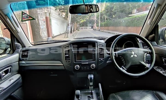 কেনা ব্যবহৃত Mitsubishi Pajero Silver গাড়ী মধ্যে ঢাকা মধ্যে Dhaka কেনা ব্যবহৃত Mitsubishi Pajero Silver গাড়ী মধ্যে ঢাকা মধ্যে Dhaka