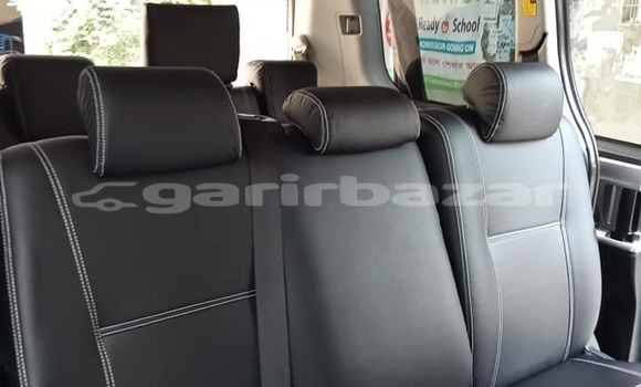 Buy Used 2011 Toyota Noah in Dhaka, Dhaka Buy Used 2011 Toyota Noah in Dhaka, Dhaka