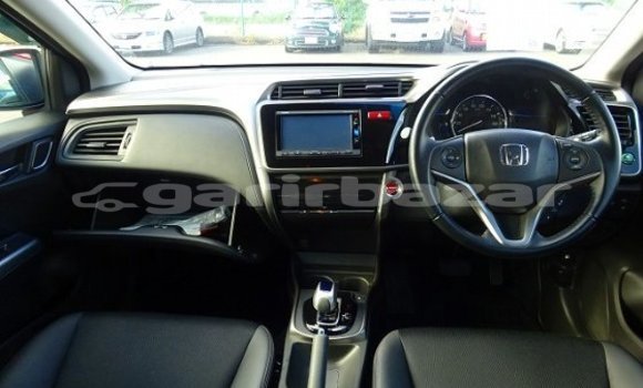 কেনা আমদানি Honda Grace Red গাড়ী মধ্যে ঢাকা মধ্যে Dhaka কেনা আমদানি Honda Grace Red গাড়ী মধ্যে ঢাকা মধ্যে Dhaka