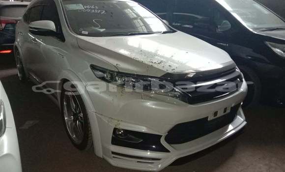 কেনা আমদানি Toyota Harrier White গাড়ী মধ্যে ঢাকা মধ্যে Dhaka কেনা আমদানি Toyota Harrier White গাড়ী মধ্যে ঢাকা মধ্যে Dhaka