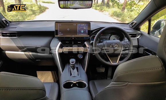 Buy Import 2021 Toyota Harrier in Dhaka, Dhaka Buy Import 2021 Toyota Harrier in Dhaka, Dhaka