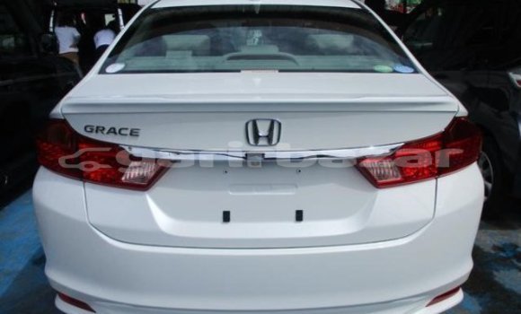 Buy Import 2016 Honda Grace in Dhaka, Dhaka Buy Import 2016 Honda Grace in Dhaka, Dhaka