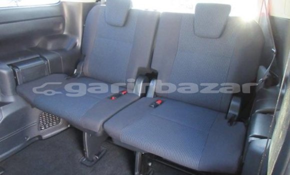 Buy Import 2016 Toyota Noah in Dhaka, Dhaka Buy Import 2016 Toyota Noah in Dhaka, Dhaka
