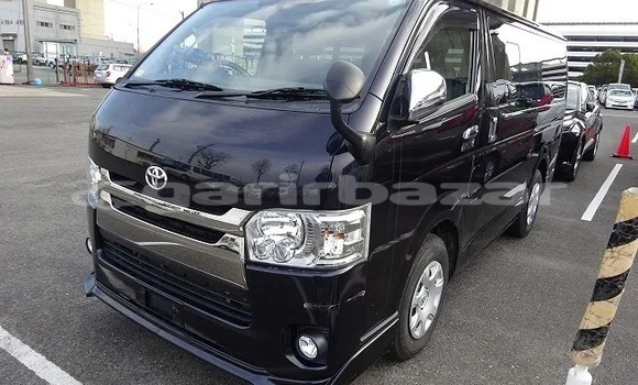 কেনা আমদানি Toyota Hi-ace Black গাড়ী মধ্যে ঢাকা মধ্যে Dhaka কেনা আমদানি Toyota Hi-ace Black গাড়ী মধ্যে ঢাকা মধ্যে Dhaka