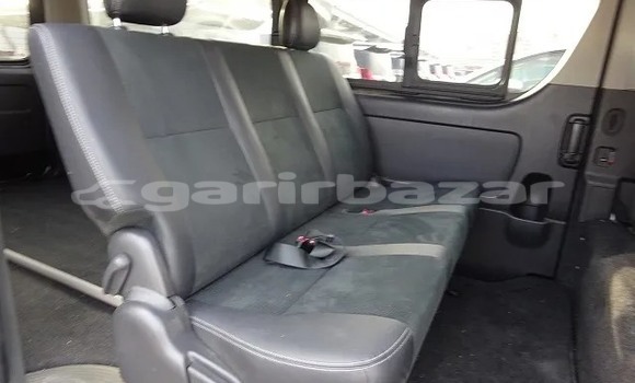 কেনা আমদানি Toyota Hi-ace Black গাড়ী মধ্যে ঢাকা মধ্যে Dhaka কেনা আমদানি Toyota Hi-ace Black গাড়ী মধ্যে ঢাকা মধ্যে Dhaka