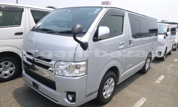 কেনা আমদানি Toyota Hi-ace Silver গাড়ী মধ্যে ঢাকা মধ্যে Dhaka কেনা আমদানি Toyota Hi-ace Silver গাড়ী মধ্যে ঢাকা মধ্যে Dhaka