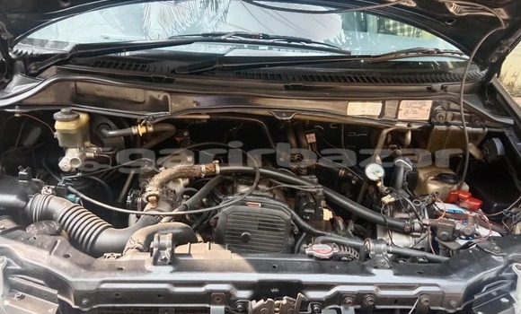 Buy Used 2001 Toyota Noah in Dhaka, Dhaka Buy Used 2001 Toyota Noah in Dhaka, Dhaka