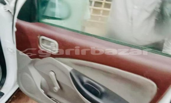 কেনা ব্যবহৃত Nissan Sunny White গাড়ী মধ্যে ঢাকা মধ্যে Dhaka কেনা ব্যবহৃত Nissan Sunny White গাড়ী মধ্যে ঢাকা মধ্যে Dhaka
