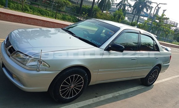 কিনুন ব্যবহৃত Toyota গাড়ী কিনুন ব্যবহৃত Toyota গাড়ী