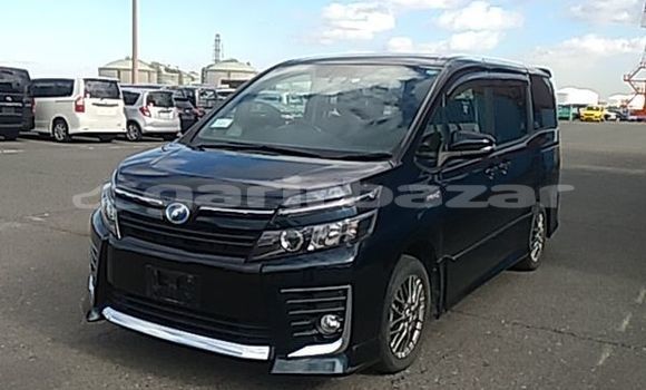 Buy Import 2016 Toyota Voxy in Dhaka, Dhaka Buy Import 2016 Toyota Voxy in Dhaka, Dhaka