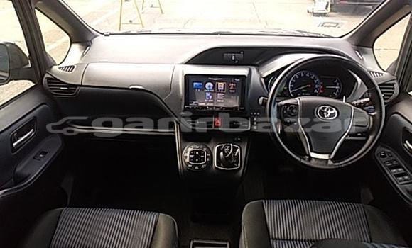 Buy Import 2016 Toyota Voxy in Dhaka, Dhaka Buy Import 2016 Toyota Voxy in Dhaka, Dhaka