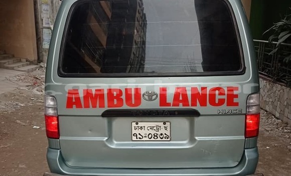 Buy Used 2004 Toyota Hi-ace in Dhaka, Dhaka Buy Used 2004 Toyota Hi-ace in Dhaka, Dhaka