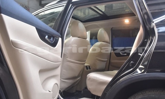 Buy Used 2019 Nissan X-Trail in Dhaka, Dhaka Buy Used 2019 Nissan X-Trail in Dhaka, Dhaka