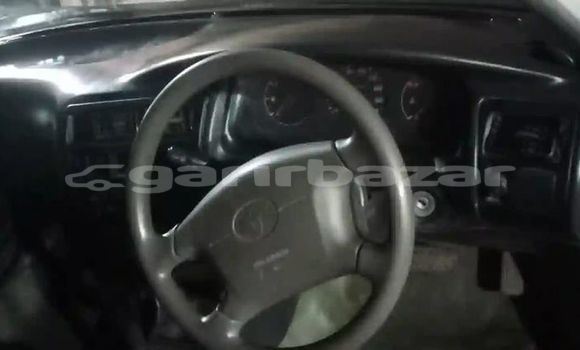 কিনুন ব্যবহৃত Toyota গাড়ী কিনুন ব্যবহৃত Toyota গাড়ী