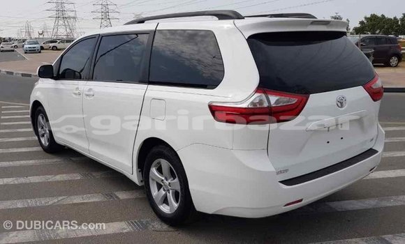 Buy Import 2015 Toyota Sienna in Import - Dubai, Bandarban Buy Import 2015 Toyota Sienna in Import - Dubai, Bandarban