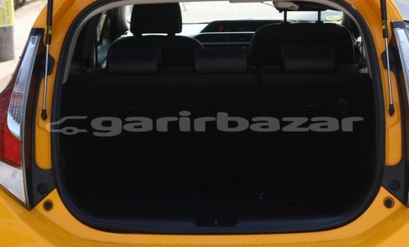 কেনা আমদানি Toyota Aqua Yellow গাড়ী মধ্যে ঢাকা মধ্যে Dhaka কেনা আমদানি Toyota Aqua Yellow গাড়ী মধ্যে ঢাকা মধ্যে Dhaka