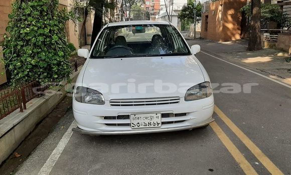 কিনুন ব্যবহৃত Toyota গাড়ী কিনুন ব্যবহৃত Toyota গাড়ী