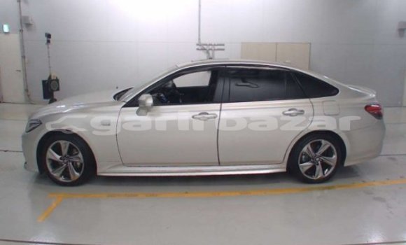কেনা আমদানি Toyota Crown RS Hybrid Silver গাড়ী মধ্যে ঢাকা মধ্যে Dhaka কেনা আমদানি Toyota Crown RS Hybrid Silver গাড়ী মধ্যে ঢাকা মধ্যে Dhaka