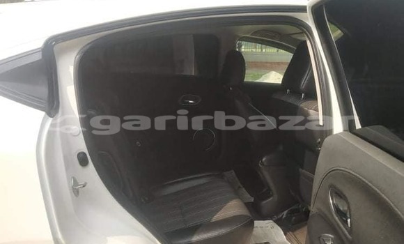 Buy Used 2014 Honda Vezel in Dhaka, Dhaka Buy Used 2014 Honda Vezel in Dhaka, Dhaka