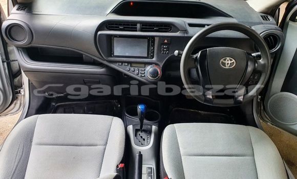 কেনা ব্যবহৃত Toyota Aqua Silver গাড়ী মধ্যে ঢাকা মধ্যে Dhaka কেনা ব্যবহৃত Toyota Aqua Silver গাড়ী মধ্যে ঢাকা মধ্যে Dhaka