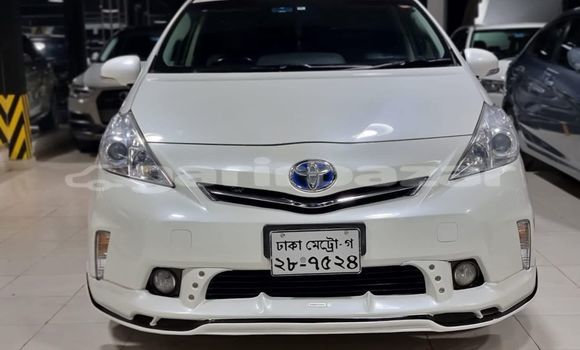 Buy Used 2013 Toyota Prius in Dhaka, Dhaka Buy Used 2013 Toyota Prius in Dhaka, Dhaka