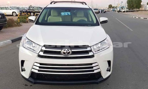 Buy Import 2017 Toyota Highlander in Import - Dubai, Bandarban Buy Import 2017 Toyota Highlander in Import - Dubai, Bandarban