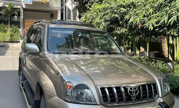 Buy Used 2003 Toyota Land Cruiser Prado in Dhaka, Dhaka Buy Used 2003 Toyota Land Cruiser Prado in Dhaka, Dhaka