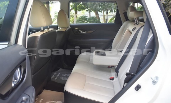 কেনা ব্যবহৃত Nissan X-Trail White গাড়ী মধ্যে ঢাকা মধ্যে Dhaka কেনা ব্যবহৃত Nissan X-Trail White গাড়ী মধ্যে ঢাকা মধ্যে Dhaka