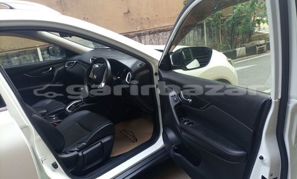 Buy Import 2014 Nissan X-Trail in Dhaka, Dhaka Buy Import 2014 Nissan X-Trail in Dhaka, Dhaka