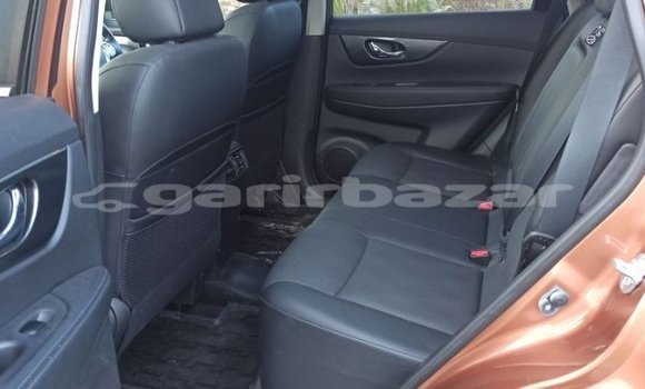 Buy Import 2016 Nissan X-Trail in Dhaka, Dhaka Buy Import 2016 Nissan X-Trail in Dhaka, Dhaka