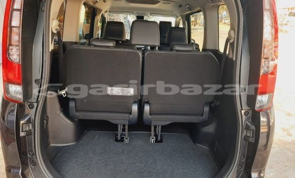 কিনুন আমদানি Toyota গাড়ী কিনুন আমদানি Toyota গাড়ী