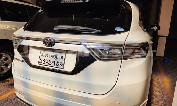 Buy Used 2015 Toyota Harrier in Dhaka, Dhaka Buy Used 2015 Toyota Harrier in Dhaka, Dhaka